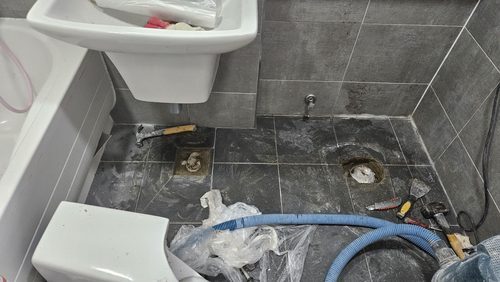 청담동 상가건물 1층 화장실 시공 후기 사진