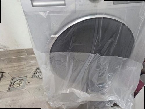 오산 누수탐지 천장 누수 흔적과 수분 측정기를 확인하는 현장