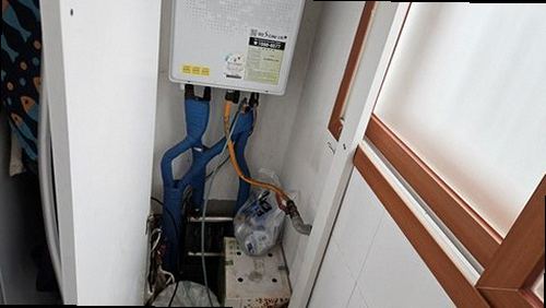 성동구 누수탐지 난방 배관 압력검사와 청음탐지 장비를 사용하는 현장