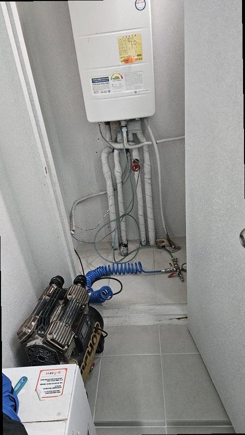 사상구 누수탐지 수도계량기와 보일러 배관 구조를 확인하는 누수 점검 현장