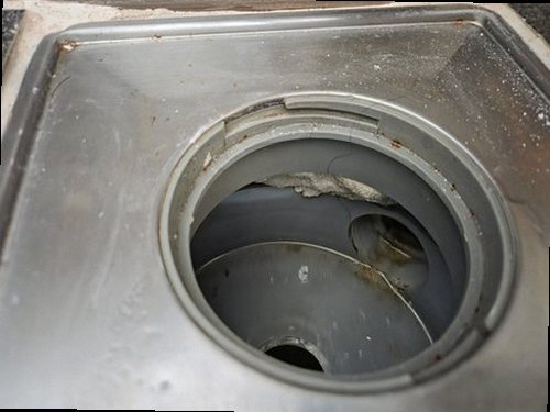 동작구 누수탐지 본동 아파트 5층 주방 수납장 안쪽 시공 후기 사진