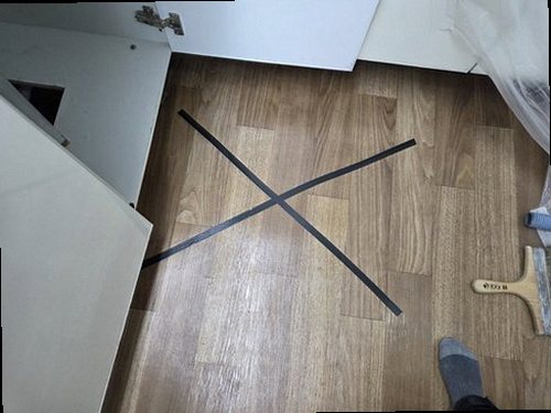 분당구 누수탐지 수도계량기와 보일러 배관을 확인하는 누수 점검 현장
