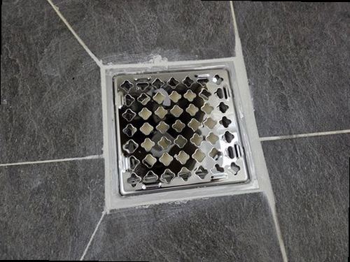 광명 누수탐지 천장 얼룩과 벽면 습기를 확인하는 현장 모습