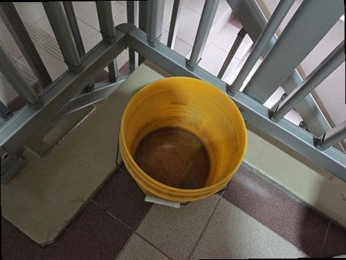 노원구 누수탐지 천장 얼룩과 벽면 습기를 비교해 확인하는 현장