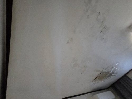 용산구 누수탐지 원효로1가 빌라 4층 안방 벽면 시공 후기 사진