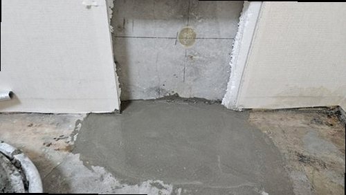 일산동구 누수탐지 누수 피해가 발생한 천장과 벽면의 상태를 확인하는 현장