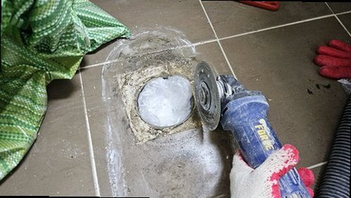 아산시 누수탐지 공압검사와 청음탐지 장비로 배관 누수 위치를 확인하는 과정