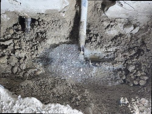 서대문구 누수탐지 천장 누수 흔적과 마감재 상태를 확인하는 현장