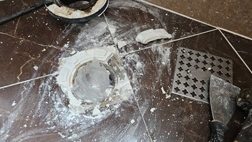 강서구 누수탐지 욕실 천장 얼룩과 배관 경로를 확인하는 현장 점검