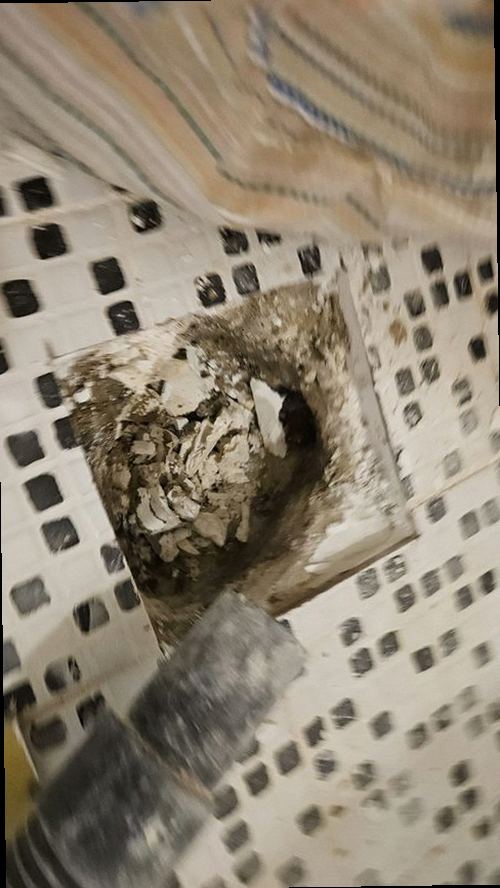 양천구 누수탐지 수도계량기와 보일러 배관을 확인하는 누수 점검 현장