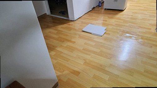 해운대구 누수탐지 보일러와 난방 분배기 연결부 및 아래층 천장 누수 흔적