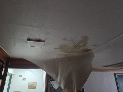 대전 동구 누수탐지 용운동 누수탐지 아파트 안방 벽지 아래 숨은 물고임 신호