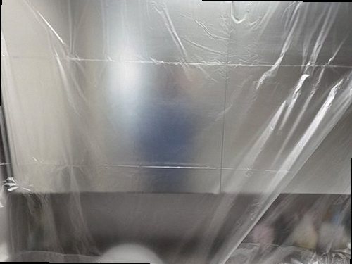 부산진구 누수탐지 수도계량기 별침과 밸브를 확인하는 점검 모습