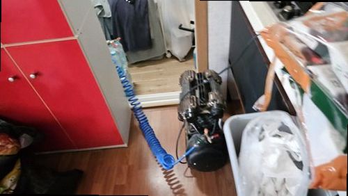 연제구 누수탐지 배관 압력 검사와 청음 탐지를 진행하는 현장