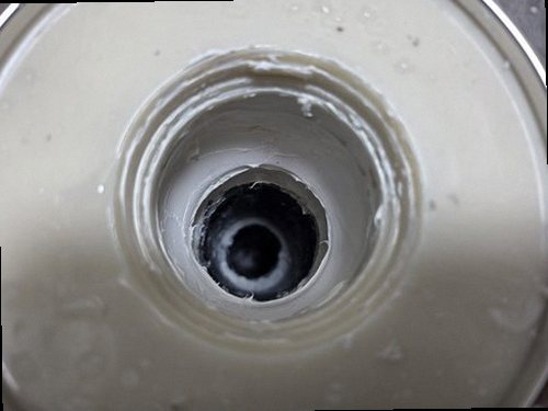 회기동 누수탐지 싱크대바닥물샘 숨겨진 물샘, 원인은 따로 있었다