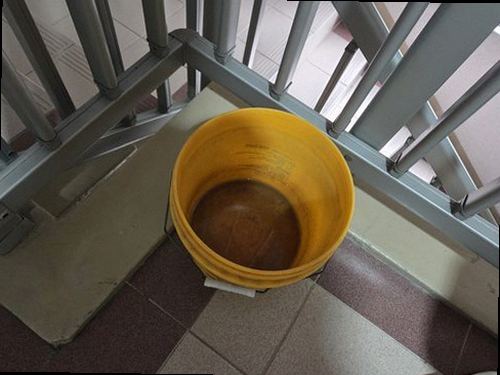 관악구 누수탐지 배관 압력 검사와 청음탐지를 진행하는 현장 장비