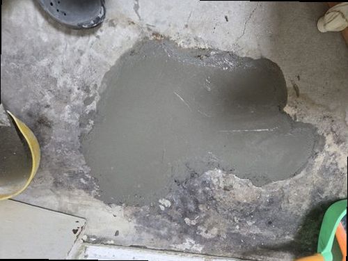 유성구 누수탐지 욕실과 바닥 배관의 누수 발생 위치를 비교한 단면도