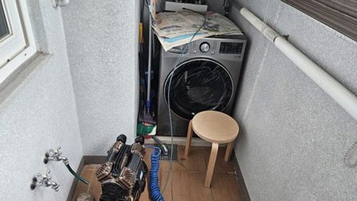 부산 동구 누수탐지 베란다 천장 얼룩이 생긴 현장 상태
