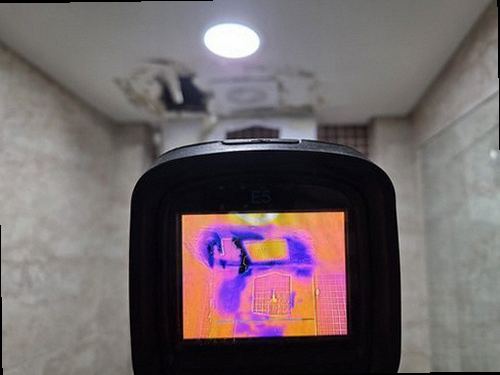 서울 누수탐지 을지로 상가건물 3층 천장 안쪽 시공 후기 사진