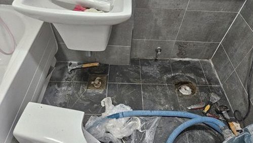 상도동 빌라 2층 현관 옆 벽면 시공 후기 사진
