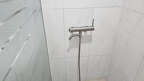 신공덕동 빌라 5층 욕실 문틀 시공 후기 사진