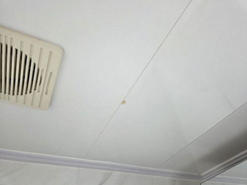 장충동 빌라 3층 안방 천장 시공 후기 사진