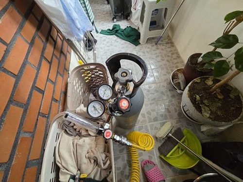 정릉동 아파트 8층 베란다 창틀 시공 후기 사진