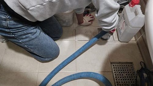 구산동 빌라 2층 화장실 바닥 시공 후기 사진