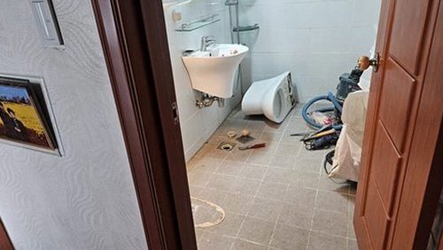 면목동 아파트 11층 거실 바닥 시공 후기 사진